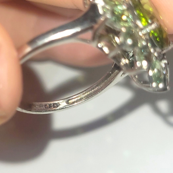 Ring 2.5 carat Peridot w 15 pear shaped Halo Sterling Silver sz 8 - Picture 6 of 8